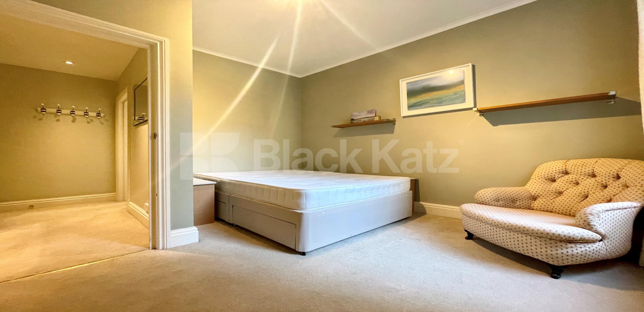 			LET , 2 Bedroom, 1 bath, 1 reception Ground Floor Flat			 Tregarvon Road, Clapham Junction/Common